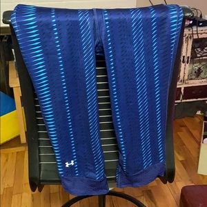 Women’s Knee high yoga pants under armor (small)